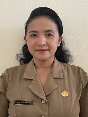 Luh Tri Supriasih,SKM